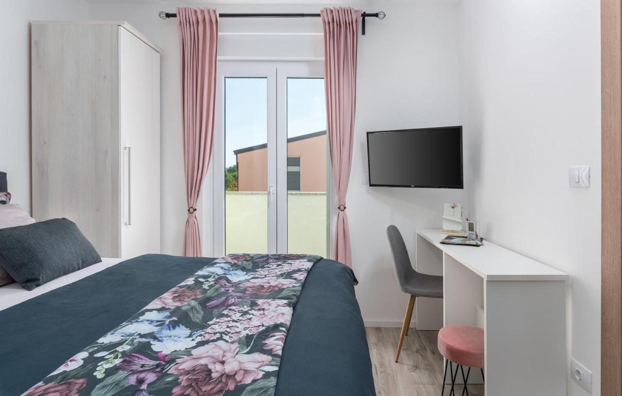 Apartments Amore Fažana Eksteriør billede